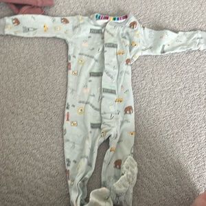 Magnetic me pajamas 9-12 months